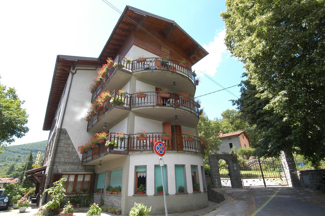 Albergo Sichi Cutigliano Bagian luar foto